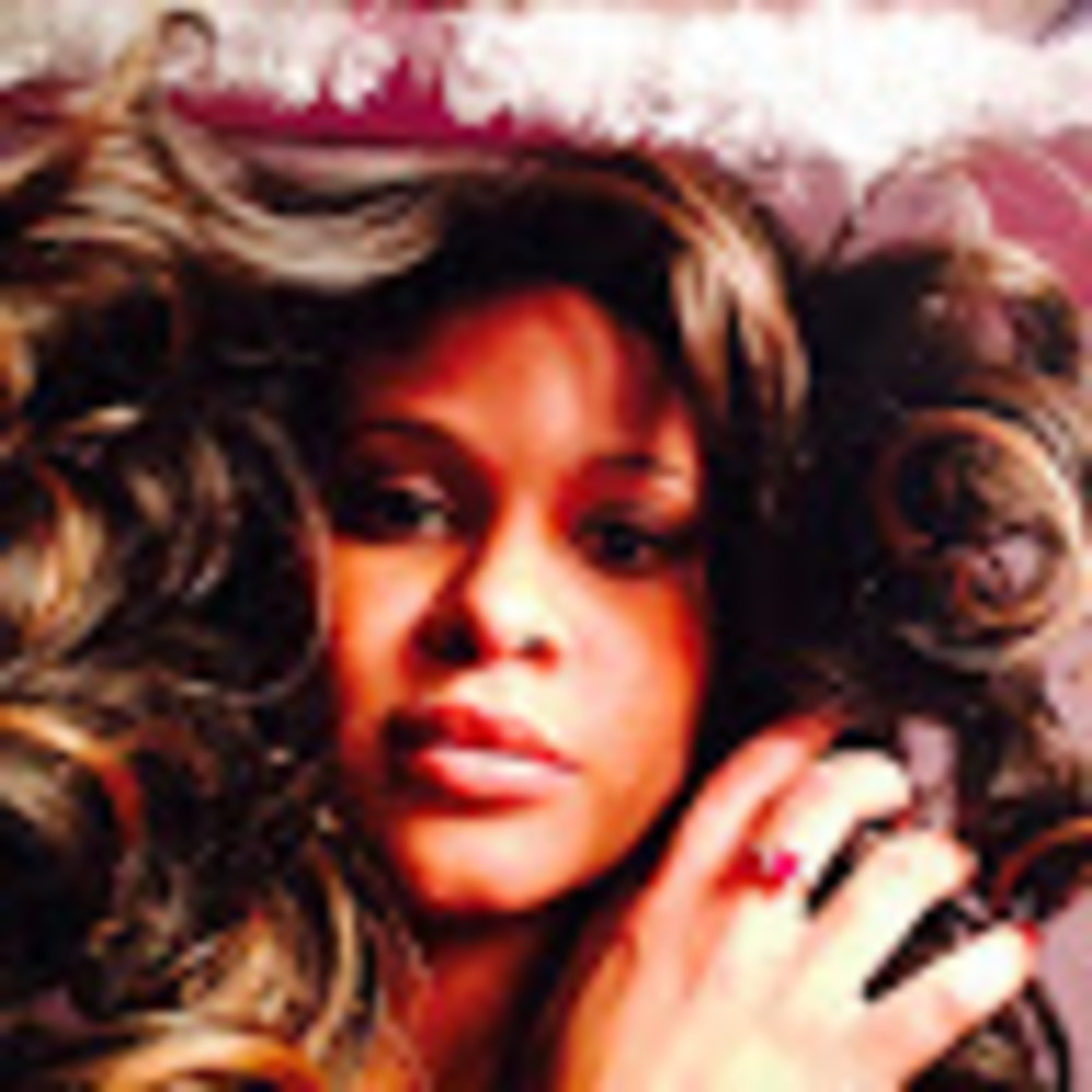 Meet your Posher, Chloe